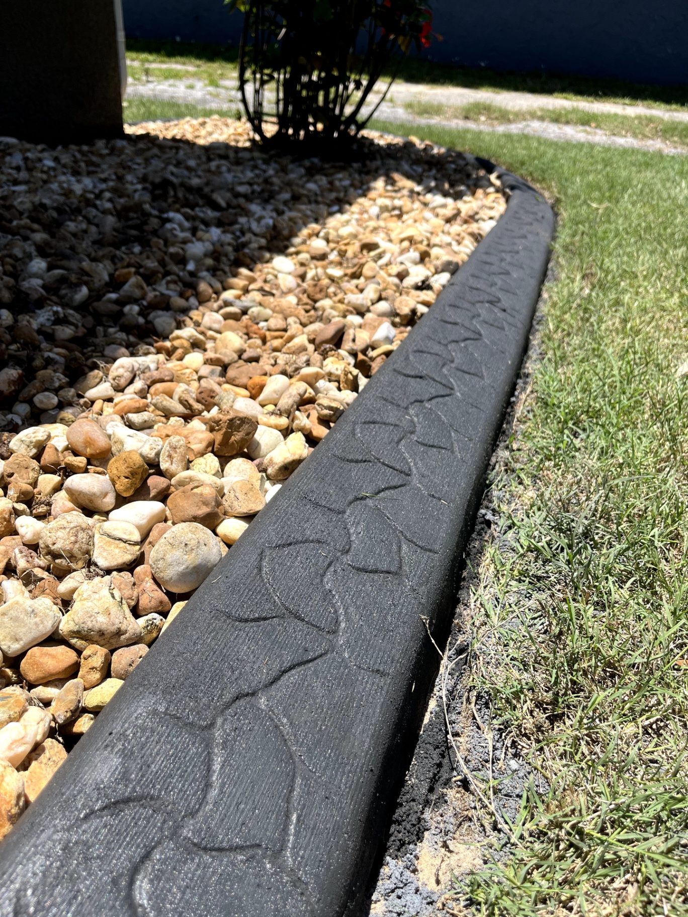 Signature Curb & Design LLC | Premium Decorative Concrete Curbing in